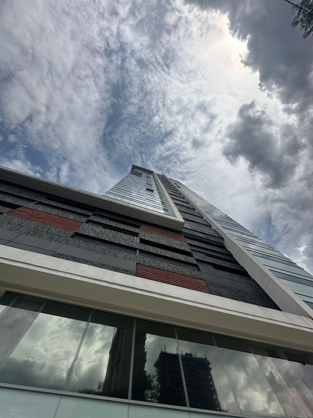 Local y/o Oficina En Arriendo Envigado
